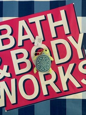 NWT Bath & Body Works Turtle Pocketbac Holder